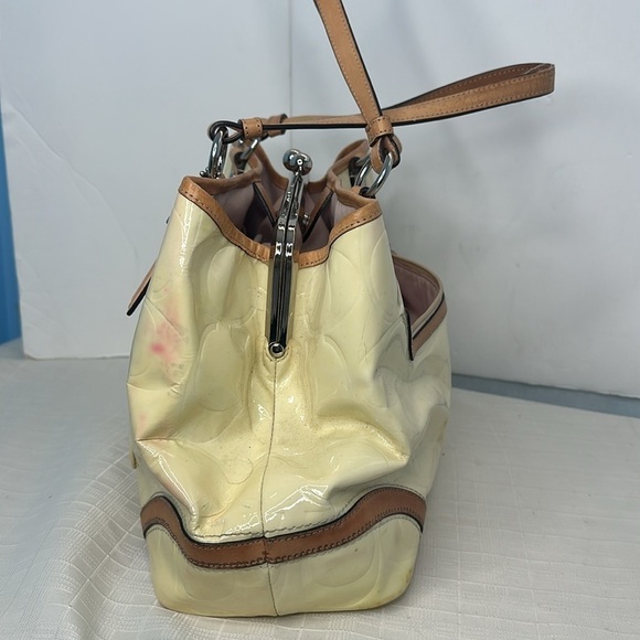 Coach Peyton Embossed Yellow Patent & tan Leather Bag, F23722 - Picture 3 of 12